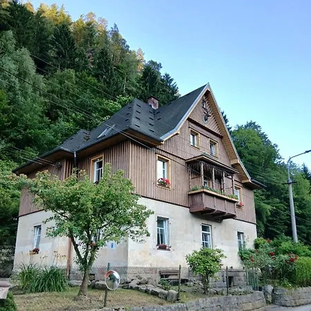 Na Vysluni Apartment *